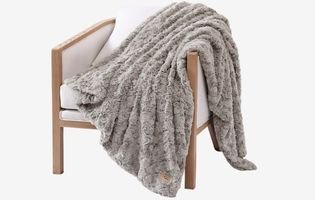 Lightweight Cozy Soft Throw for Couch Bed or Chair